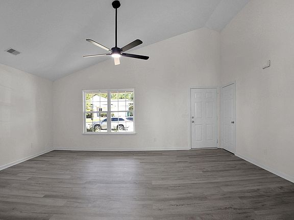 5th image of 231 Hunters Mill Dr