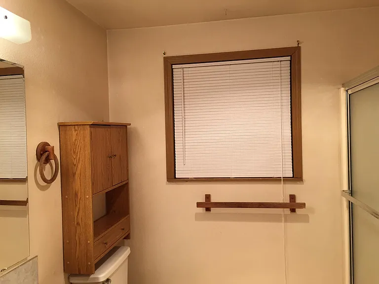 2713 SE Sedgwick Rd — Photo 10