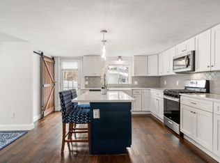 4 Leisure Ln, Wareham, MA 02571