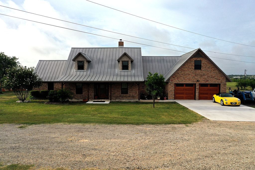 2379 Wetz Rd - Property Image