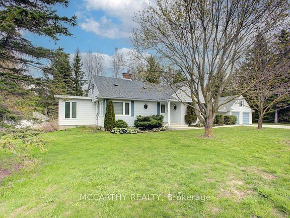 3rd image of 407113 Grey St W #4