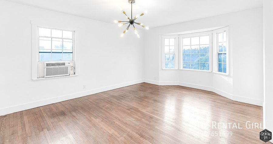 1st image of 832 Silver Lake Blvd