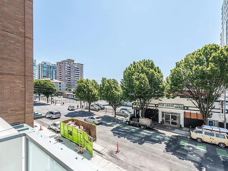 1400 Quadra St — Photo 15