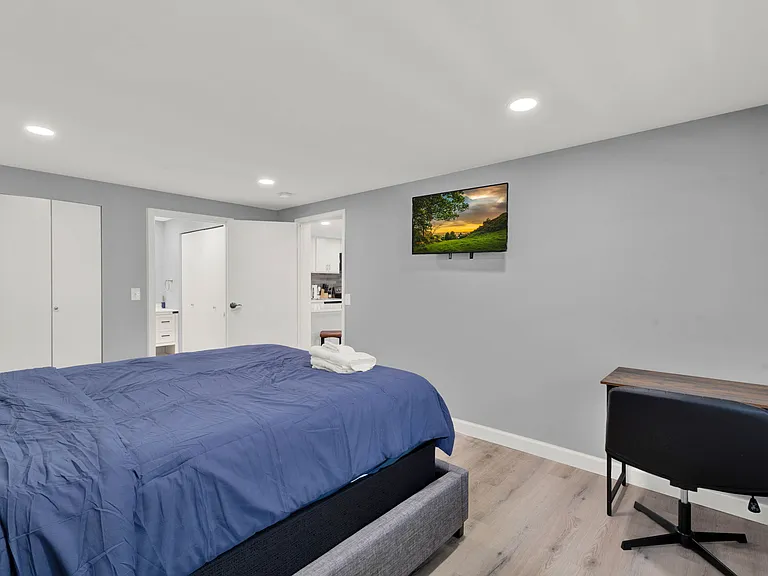 Roanoke Villas — Photo 16