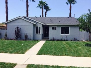 9425 Hayvenhurst Ave, North Hills, CA 91343