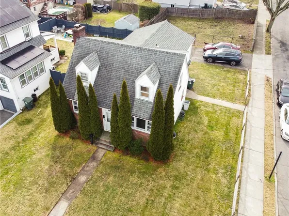 52 Irenhyl Avenue, Port Chester, NY 10573