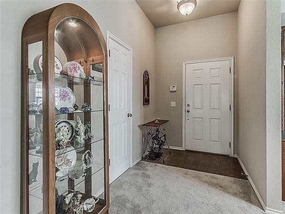 3rd image of 104 Tecumseh Meadows Dr