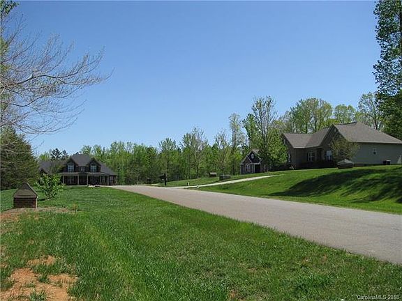 5th image of 1619 Freemont Dr