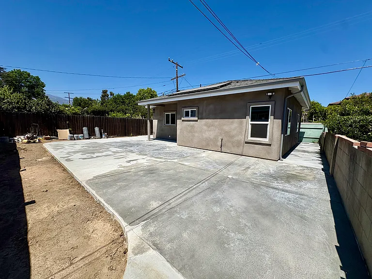 5928 N Muscatel Ave #B — Photo 10