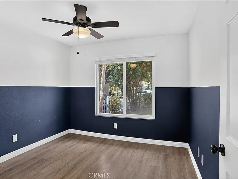 24441 Denise Pl — Photo 32