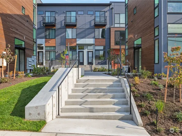2000 24th Avenue S, Seattle, WA 98144