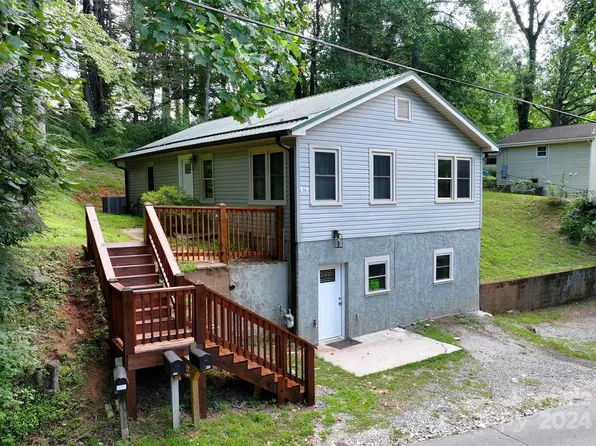 123 Silversteen Dr, Brevard, NC 28712