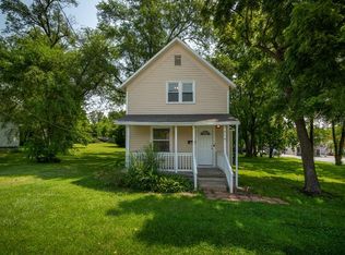 216 N Main St, Lansing, KS 66043