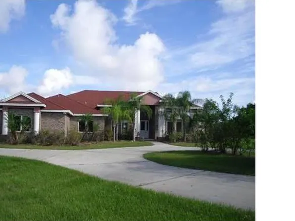 2841 Lloyd Ln, Kissimmee, FL 34744