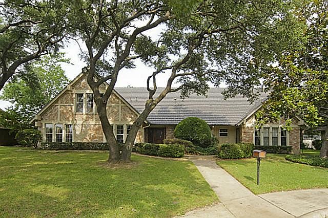 1st image of 6931 Forest Glade Cir