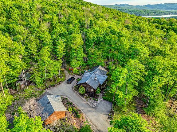 5th image of 405 Allae Paisible
