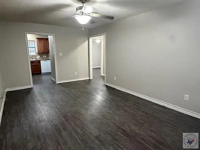 207 Cheyenne Pl — Photo 2