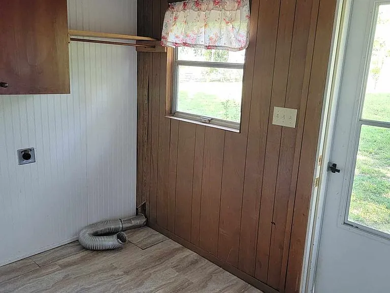 8849 S Lakeshore Dr — Photo 9
