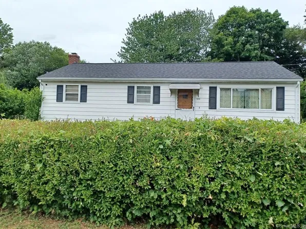128 Ida Avenue, Derby, CT 06418