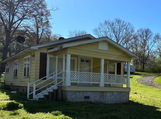 221 Eastern Valley Rd, Bessemer, AL 35020