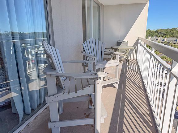 5th image of 9820 Queensway Blvd. #607
