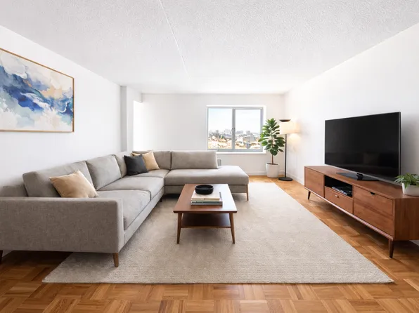 300 West 135th Street image 1 of 27