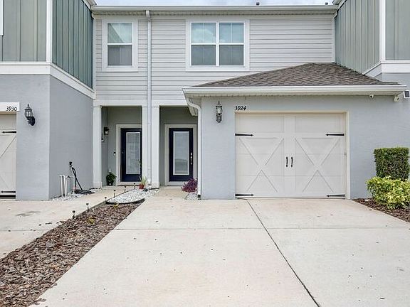 2nd image of 3924 Plainview Dr