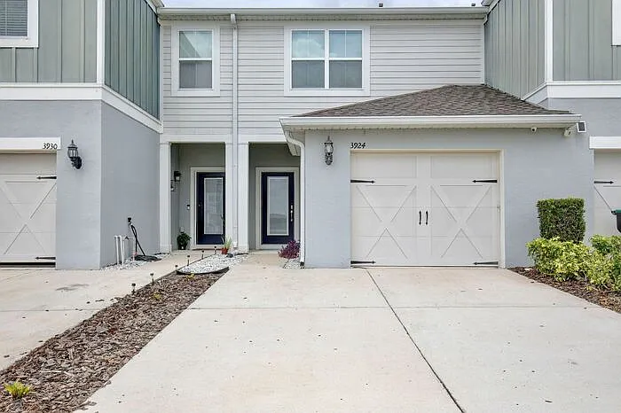 3924 Plainview Dr — Photo 2