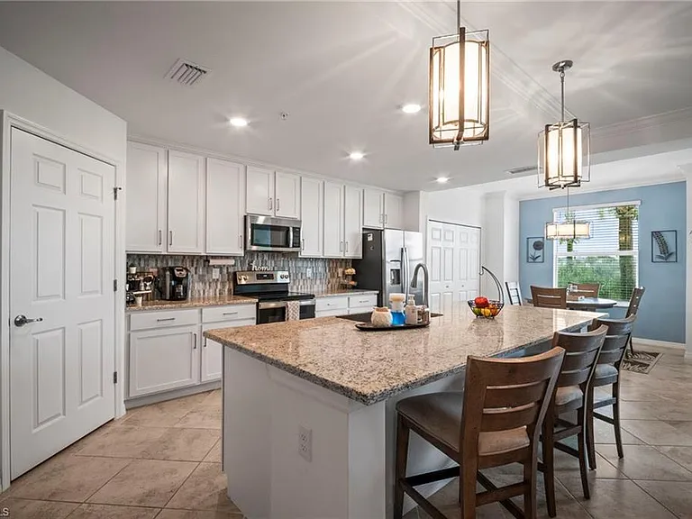 16000 Grassland Ln #3116 — Photo 14