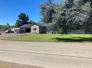 701 Winston Section Rd, Winston, OR 97496