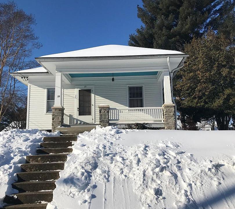 1st image of 39 N Prince St
