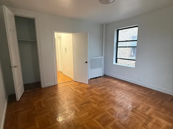 210 W 262nd St APT 5K, Bronx, NY 10471