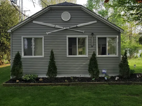 7453 Elmwood Rd, Lexington, MI 48450