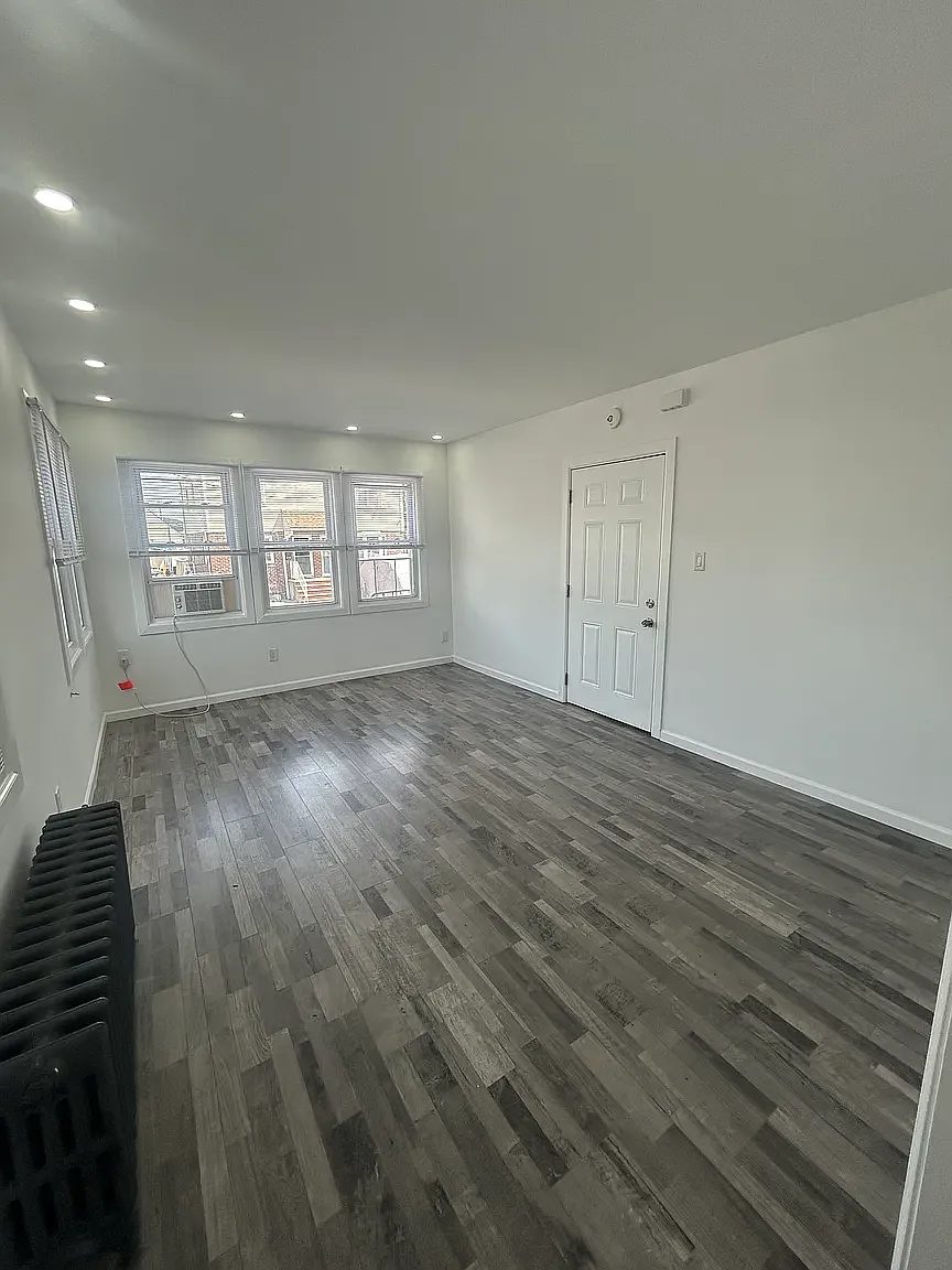 315 Beach 90th Street — Photo 2