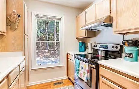 2nd image of 3306 Melba Dr