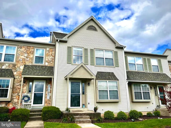 121 Concord Ct #58, Kennett Square, PA 19348