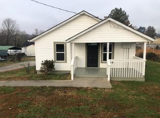 128 Sunset St NW, Lenoir, NC 28645