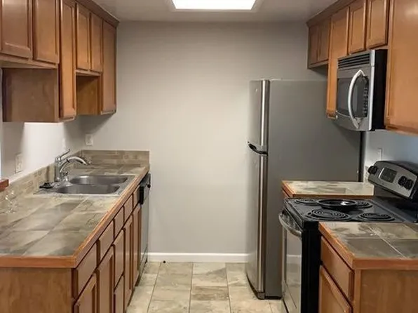 851 S Uravan Ct APT C, Aurora, CO 80017