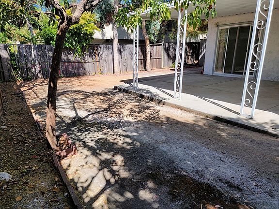 4th image of 10183 Viceroy Ct #4