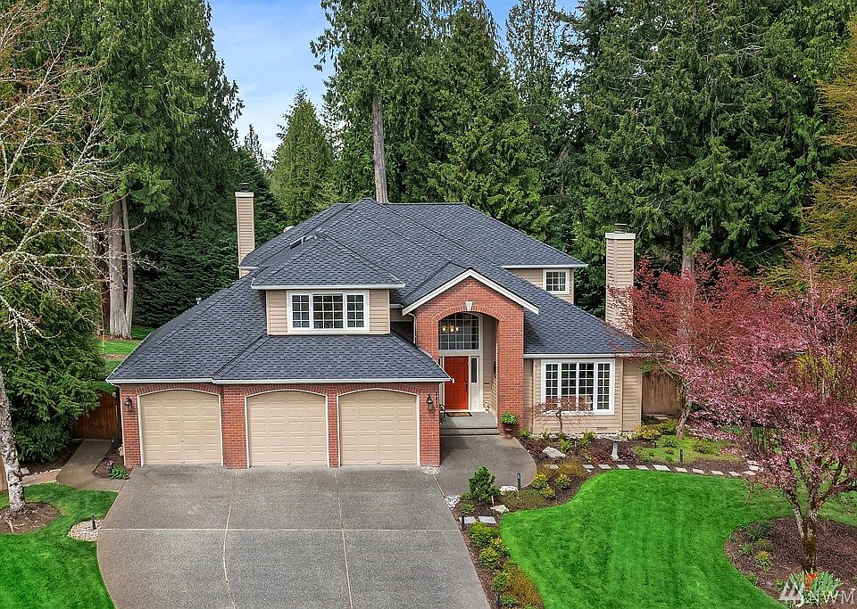 1st image of 2413 246th Pl NE