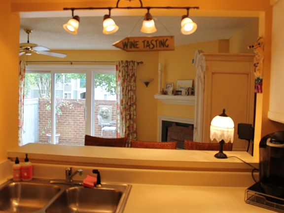 4th image of 611 Glengarry Ct