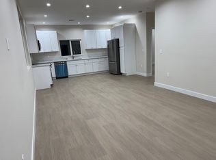 10414 Sherman Grove Ave, Sunland, CA 91040