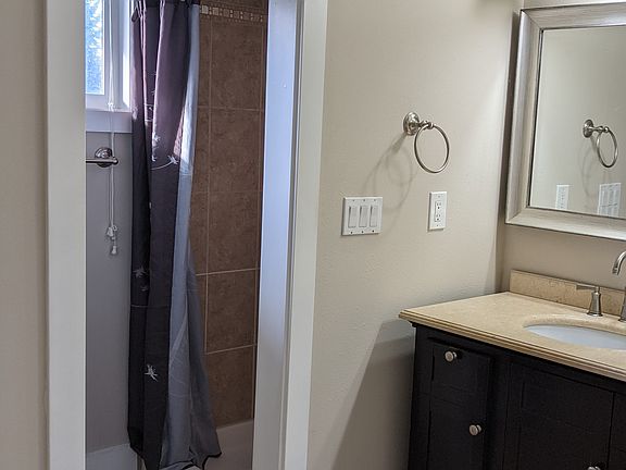 5th image of 13004 NE 95th St #1