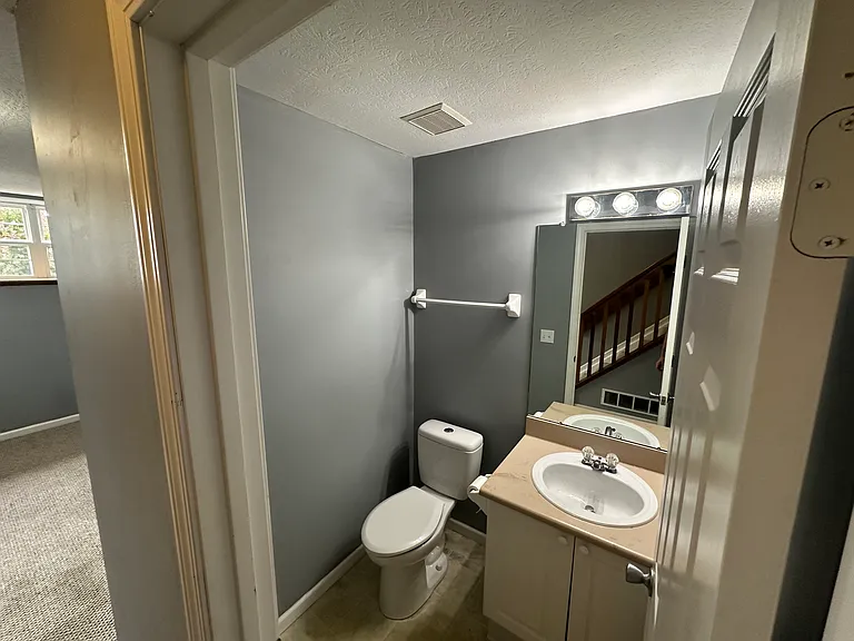 8254 Deering Oaks Dr — Photo 10