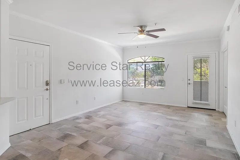 2 bed, 1.0 bath, 924 sqft, $1,775 — Photo 3