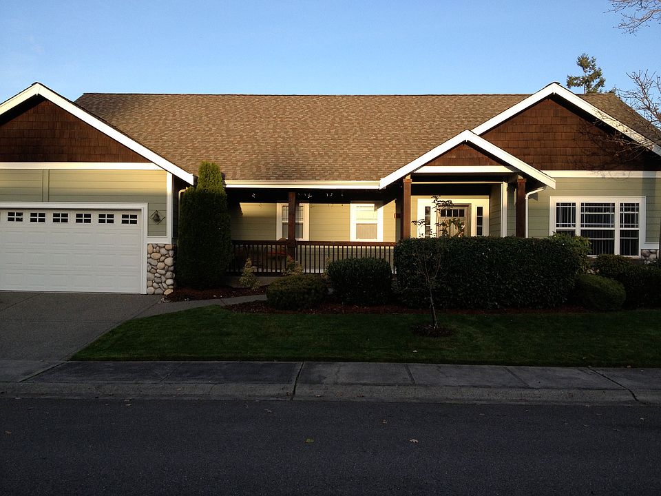 Quiet lakeside community, a hidden gem for anyone working on Ft. Lewis!