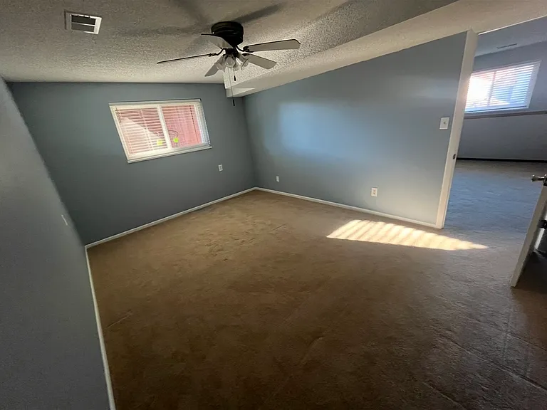 2044 Sitka Ct — Photo 8