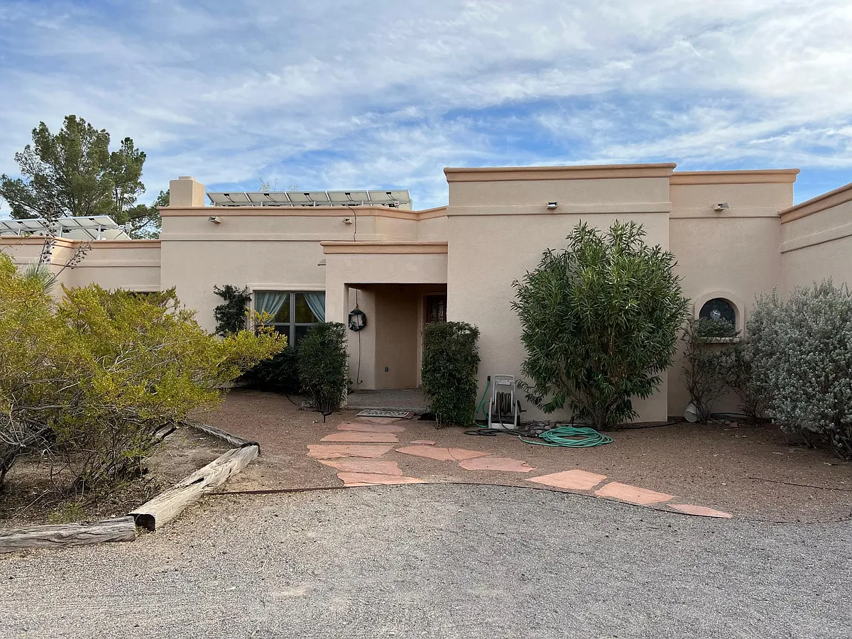 Building Photo - 4230 Tesota Dr