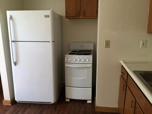 4th image of 30 High School Ave APT 3