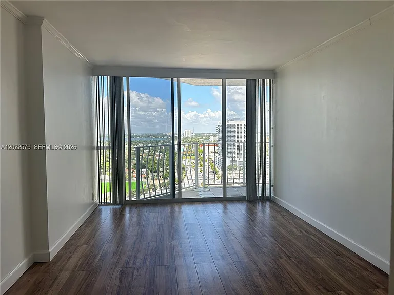 7601 E Treasure Dr #2104 — Photo 22